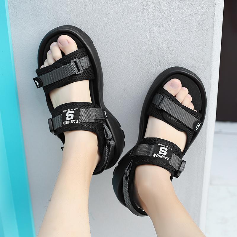 Non-Slip Men's Sandals for Summer New Wear-Resistant Breathable Simple Black-Soled Men's Business Beach Comfortable Roman Sandal