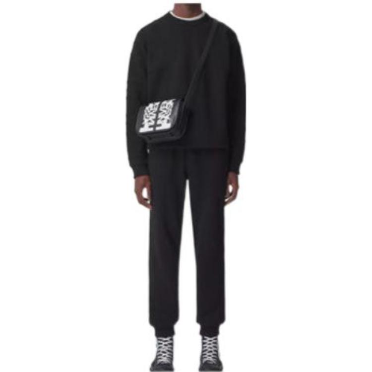 Burberry Logo Embossed Cotton Crewneck Sweatshirt 80509411-BK
