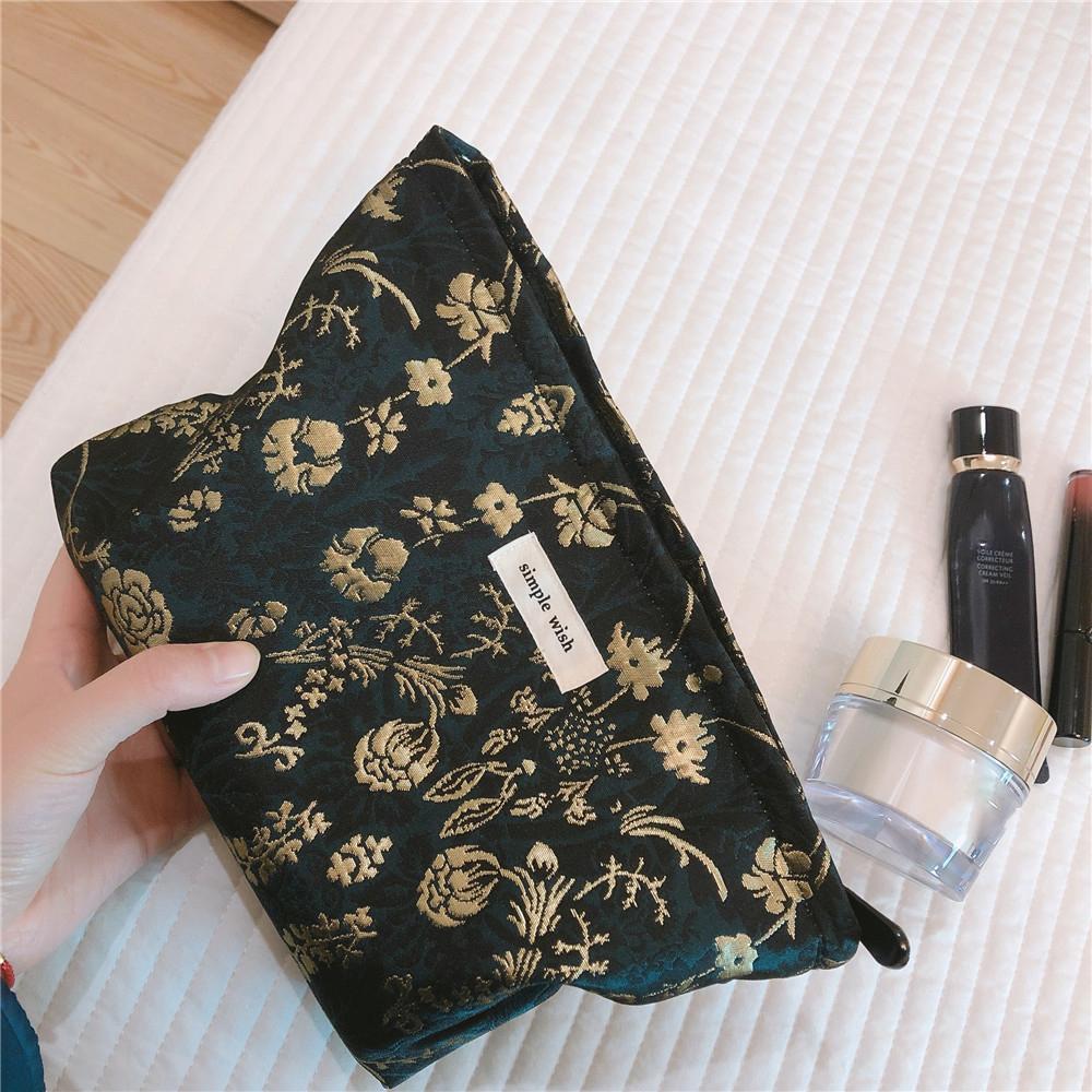 146 Retro Style Cosmetic Bag Large Makeup Bag Travel Toiletries Storage Pouch Zipper Closure Organizer for Women and Girls