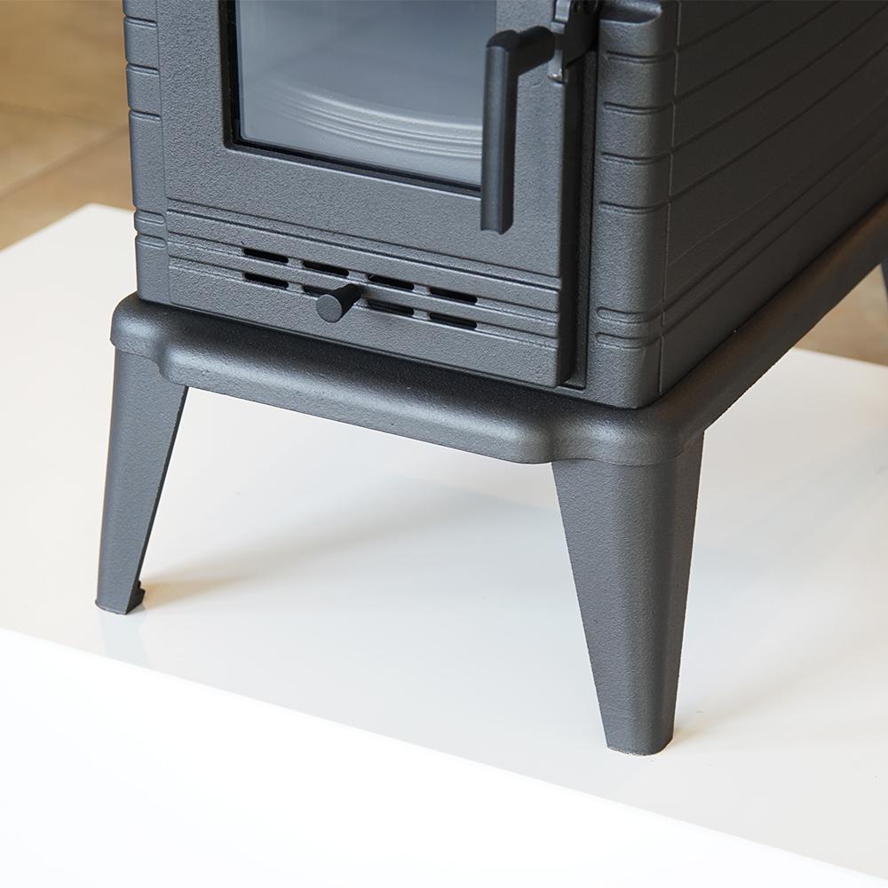 Holzbefeuerter Gusseisenofen KRATKI K10 Ø 150 10 kW mit Kochplatten