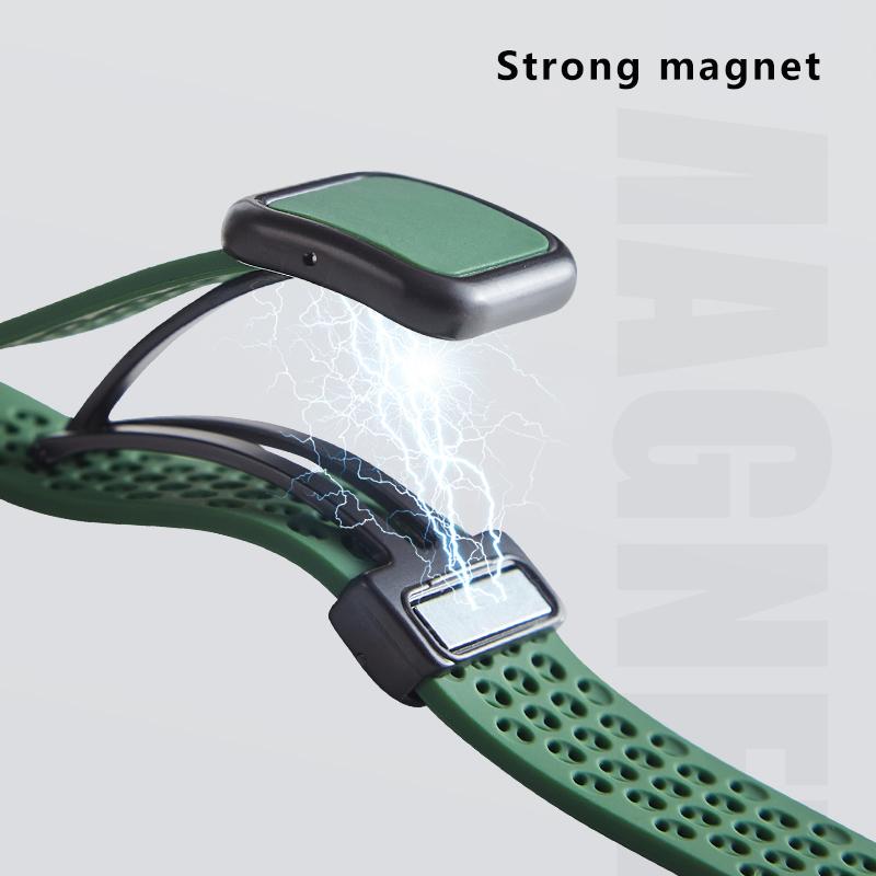 

Watch Strap for Apple Watch Series 10 42mm/9 8 7 41mm/SE (2023) SE (2022) SE 6 5 4 40mm/3 2 1 38mm Magnetic Silicone Band Dark Purple