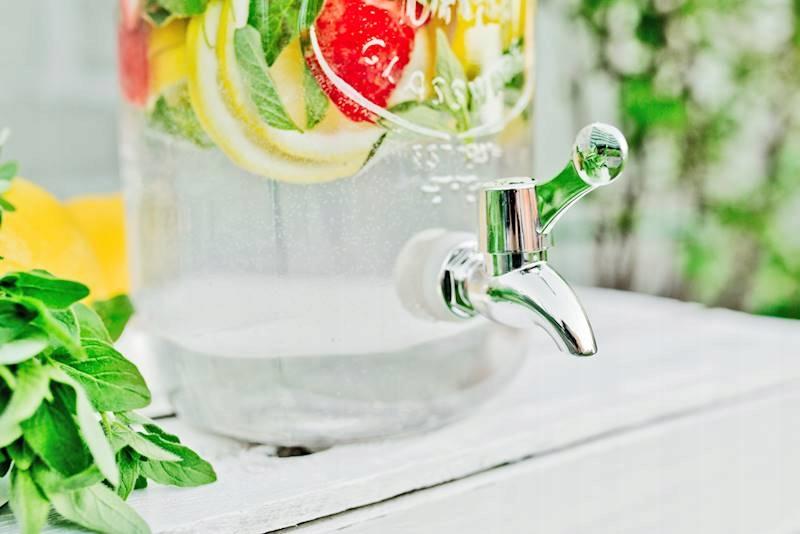 JAR WITH TAP GLASS JAR FOR LEMONADE WATER
