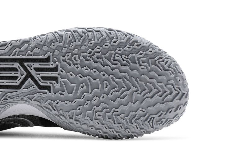 Nike Kyrie 4 Low TB Black Wolf Grey