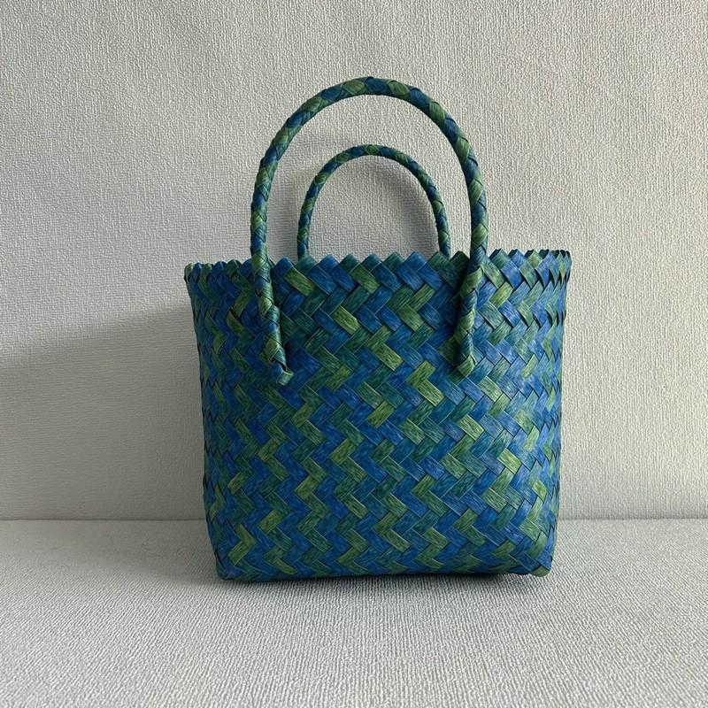 Handmade Woven Bag Large Capacity Plastic Woven Basket Small Square Bag with Handheld Gift Simple Handheld Versatile Women's Bag