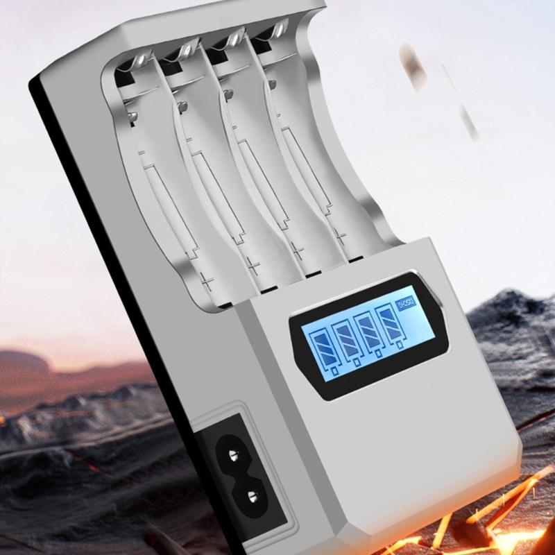 Type C Powereds 4 Slot AA 3A Battery Charger Fast Charging Slots with LCD Display for 1.2V NiMH NiCD AA 3A Batteries