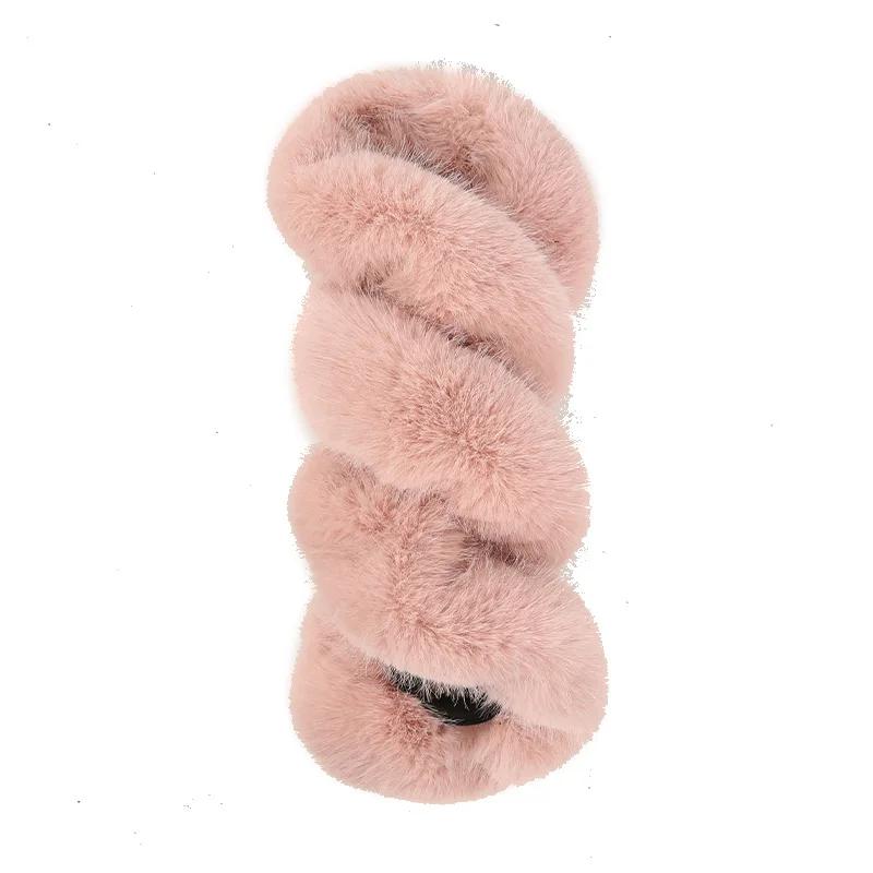 New Energy Vehicle Winter Anti Slip Plush Warm Steering Wheel Cover, Wear-resistant and Fashionable Universal Car Handle Cover