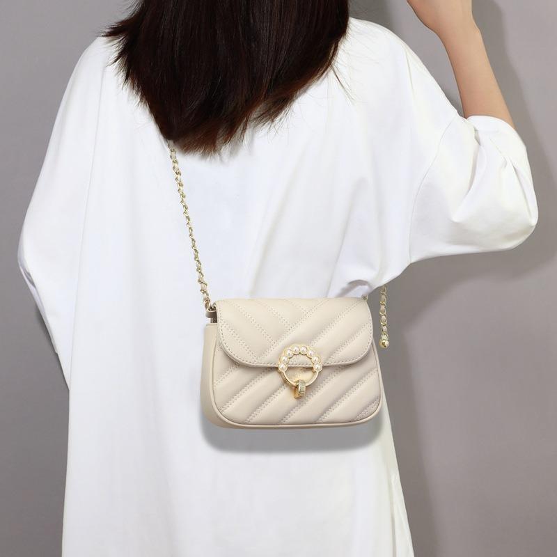 Bag New Messenger Bag Leather Women's Bag Chain Bag Mini Diamond Small Bag Versatile Shoulder Small Square Bag