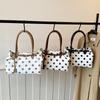 Koreanische Gepunktete Tragetasche mit Gürtelschnallen-Detail Damen Große Kapazität Lässige Umhängetasche Stilvolle Tägliche Pendler Arbeit Handtasche