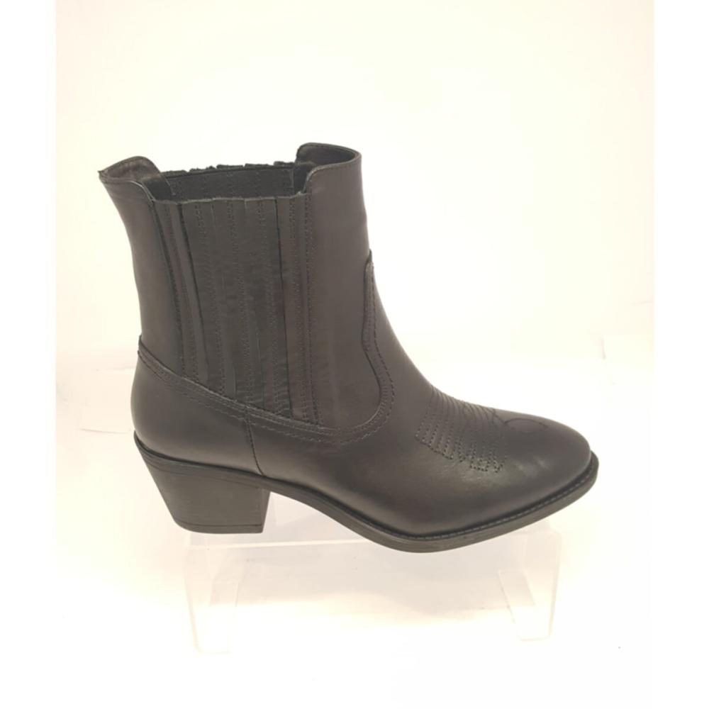 

Женские черные сапоги 37 чёрный