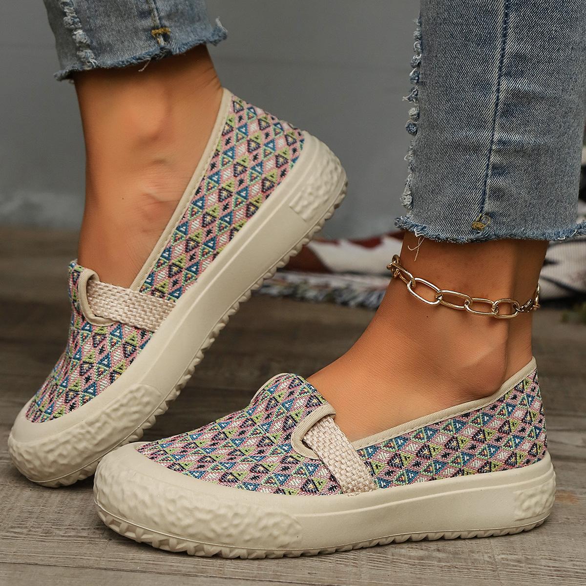 Модная женская обувь высокого качества в этническом стиле с вышивкой женская модная дышащая повседневная обувь на плоской подошве для женщин 2024 36 бежевый 2873₽