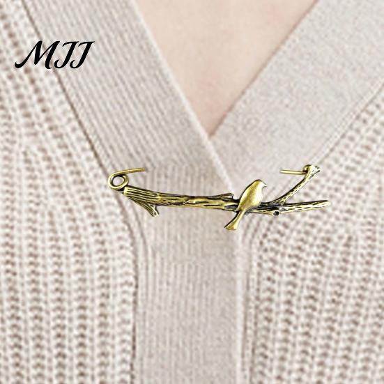 Nature Inspired Jewelry Vintage Bronze Safety Pin, Large Feather Bird Leaf Flower Lapel Accessories Men Women Brooch Pin for Coats, Jackets,