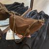 Superbeliebte Nischen-Wildleder-Schultertasche aus Kunstwildleder für Damen 2025 Heißer Verkauf Einzelne Umhängetaschen Unterarm-Knödel Süße Taschen sac