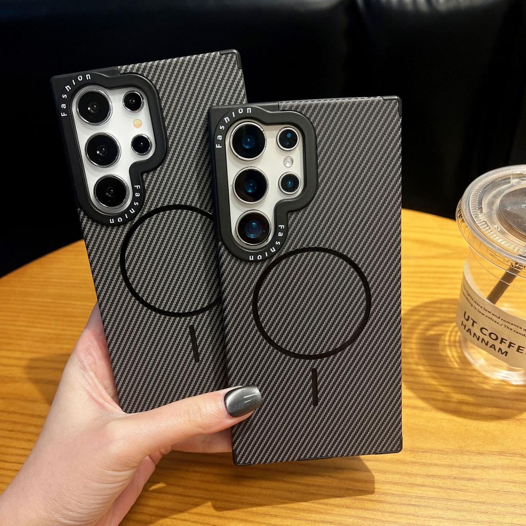 Odpowiedni dla Samsung S25 Ultra Kevlar Carbon Chisel Dimension Etui na telefon komórkowy S24plus Cienki pierścień Ssanie magnetyczne Zapobiega upadkom