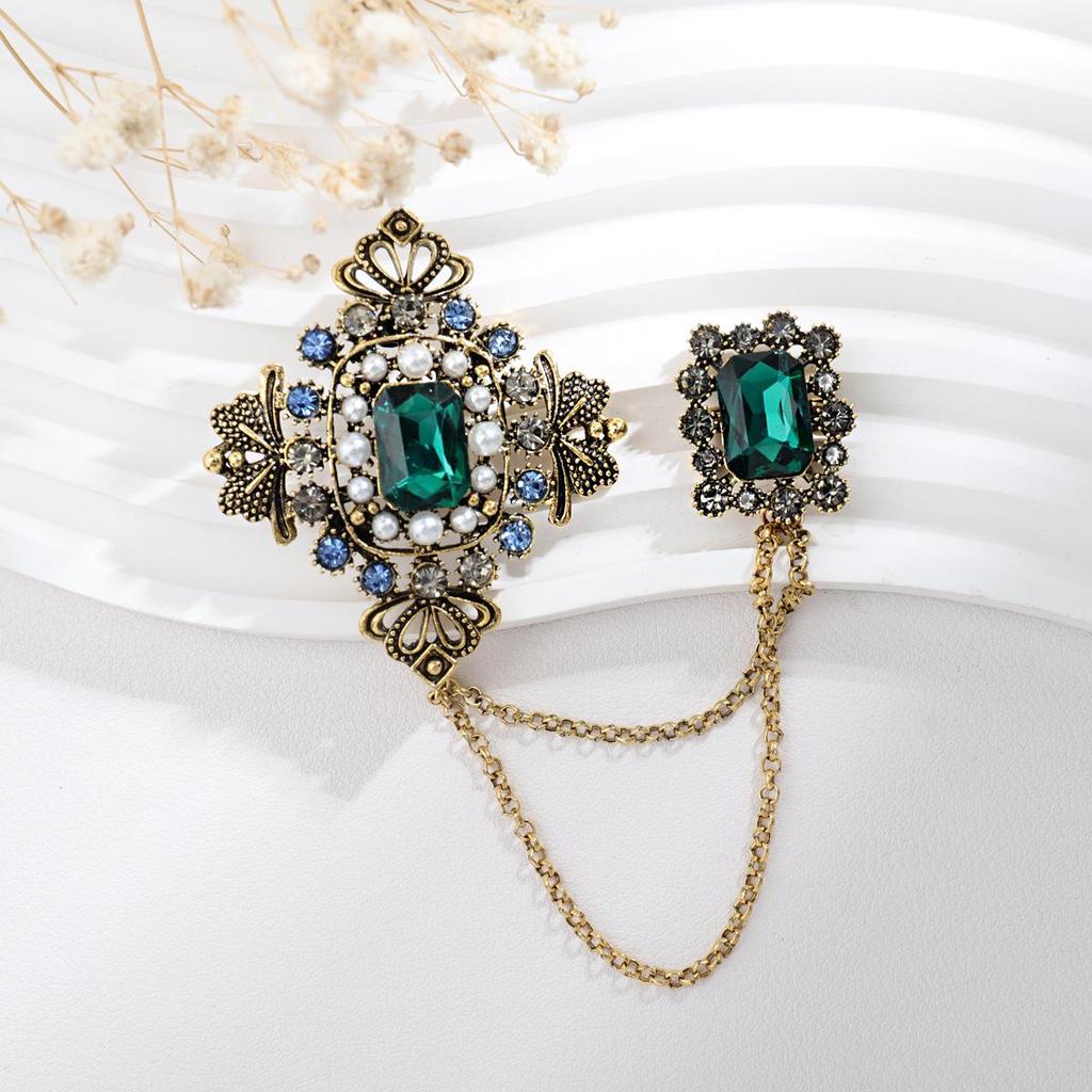Baroque Rhinestone Pearl Corsage Necklace Brooch - Retro British Court Suit Accessory