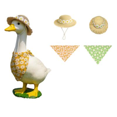 Veranda-Gans Outfit Set für 23 Zoll Dekorations-Gans Figur Enthält Sonnenhut und Dreieckstuch Geeignet für Außen-Feiertagsdekoration