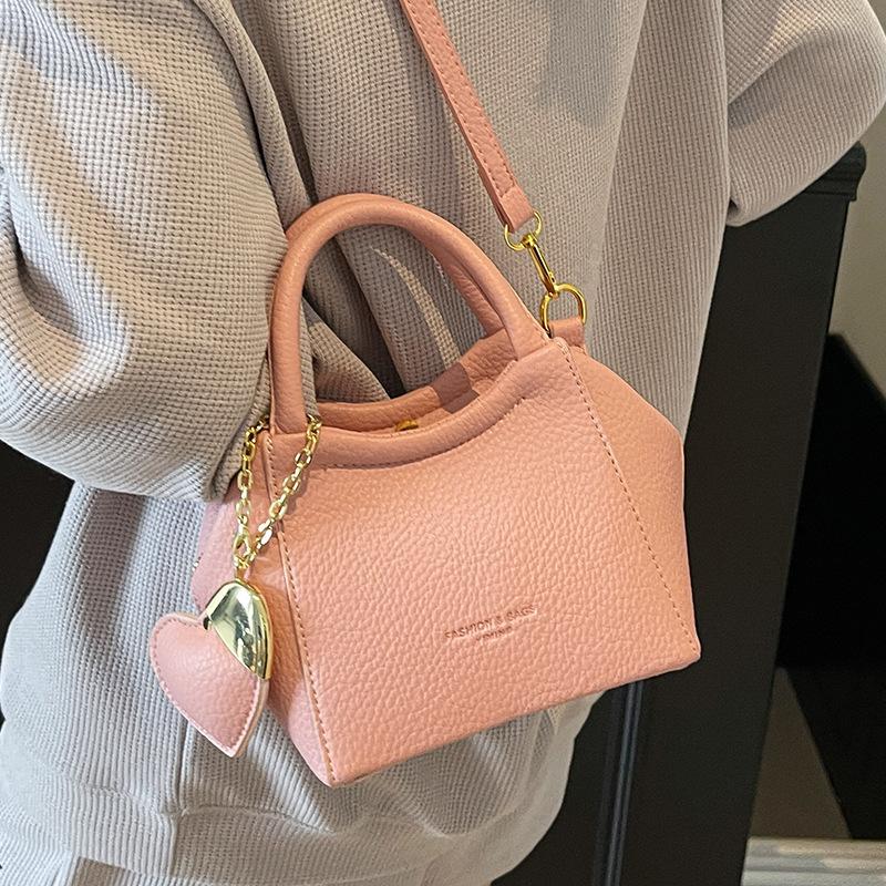 Fashion and Popular Korean Simple Style Texture Portable Small Square Bag Women's Leisure Commuting Versatile Solid Color Shoulder Messenger Bag