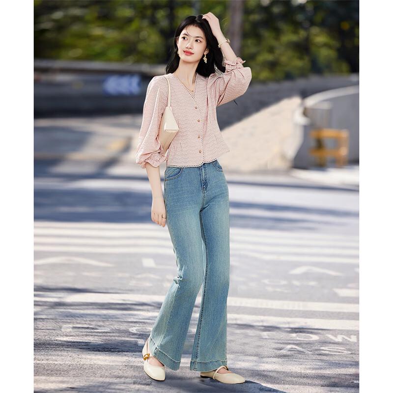 Shangjing Sweet Petite Lace V-Neck Shirt