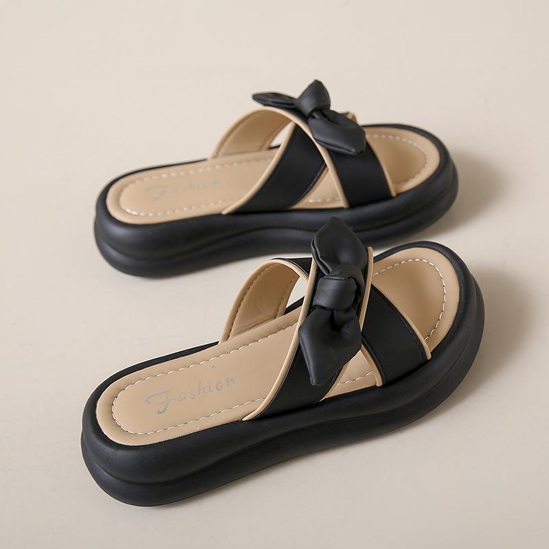 

Stepping on shit slippers women s models 2025 summer new models wear versatile thick-bottomed bows with skirts one-word sandals tide 35 чёрный