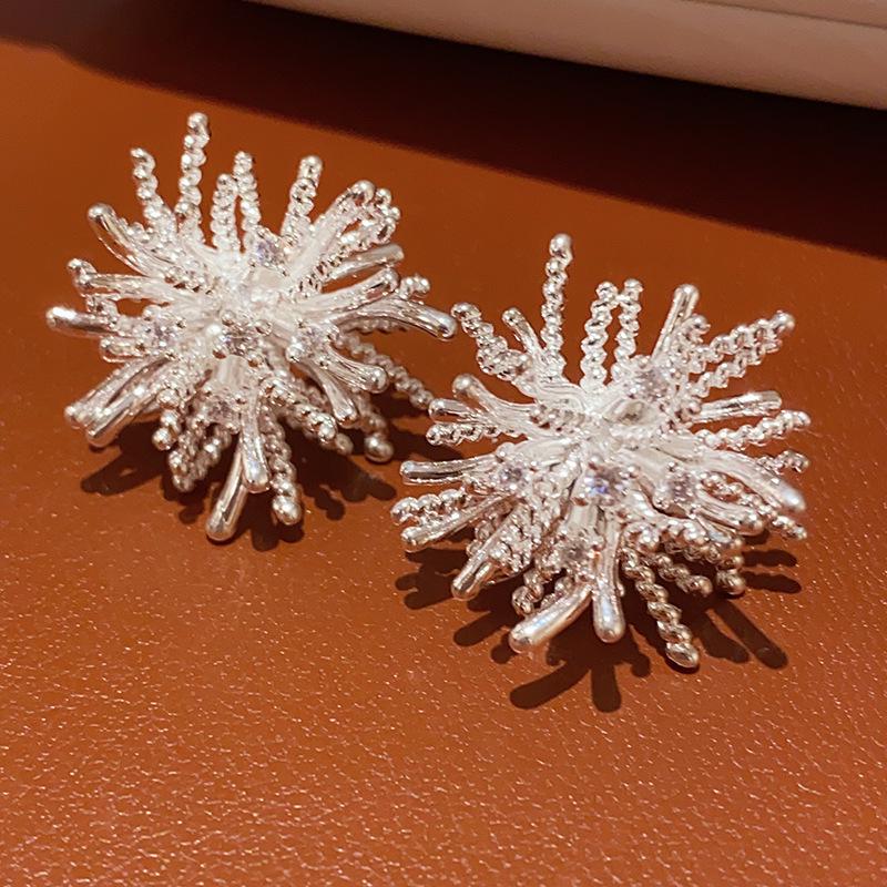 Gold-Plated Vintage Bow Pearl Earrings - Luxury Niche Design Stud Jewelry