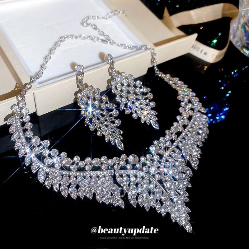 New exquisite diamond necklace earrings set party dress temperament high sense palace style jewelry wholesale