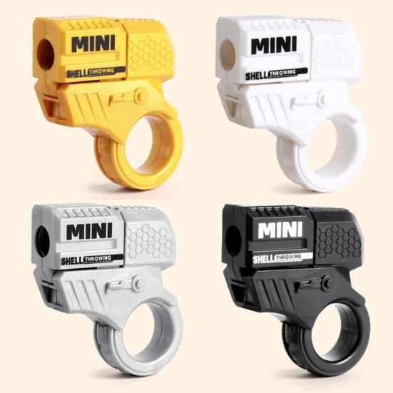 Shooter Spinner Ring Fidget Spielzeug mit 10 Weichgeschossen 2 Hülsen