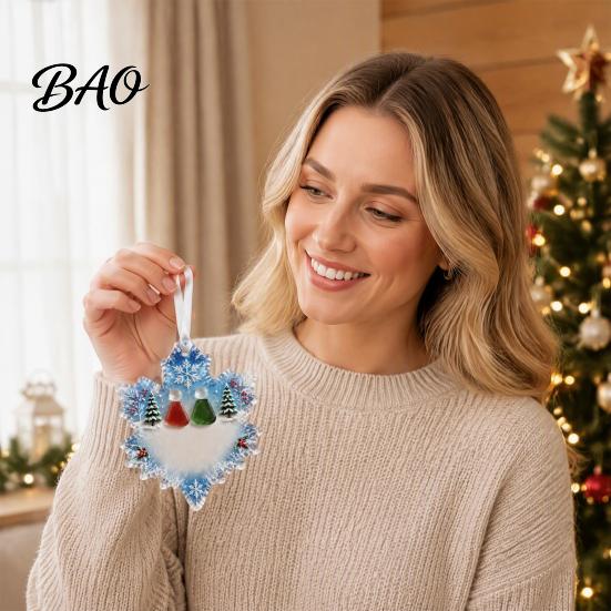 Decorative Hanging Ornaments Snowflake-Shaped Sea Glass Ornament, Acrylic Christmas Friendship Keepsake, Coastal Inspired Holiday Home Decorations
