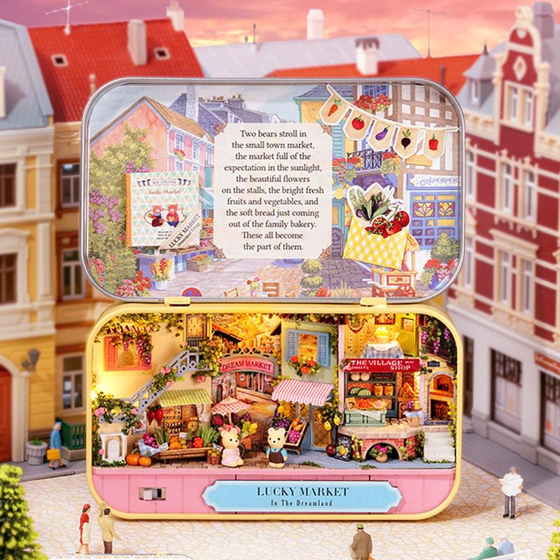 DIY Dollhouse Dream Mirror Theater – Handmade Assembly Model House, Creative Birthday Gift for Girls