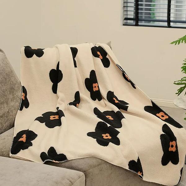 WTEMPO Sunflower Printed Large Size Retro Foldable Blankets Simple Four Seasons Lightweight Soft Quilts Thickened Student Soft Dormitory Blankets