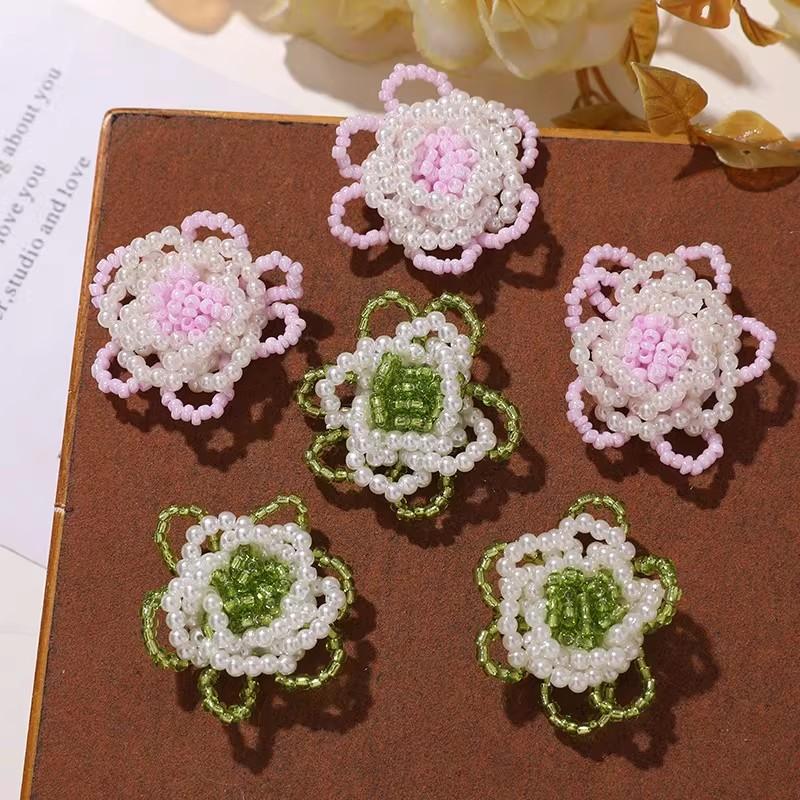 5pcs Beaded Hollow Camellia Flower Patch DIY Chest Flower Shoe Buckle Bag Accessories Parches Bordados Para Ropa