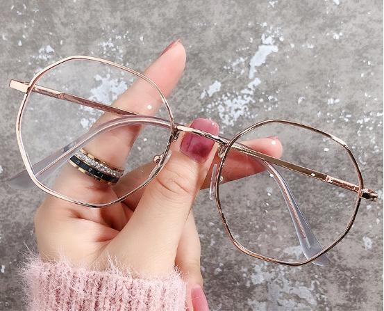 Retro Square Metal Glitter Frames Eyeglasses Female Stylish Optical Myopia Blocking Eyewear Reading Anti-blue Lightweight Glasses
