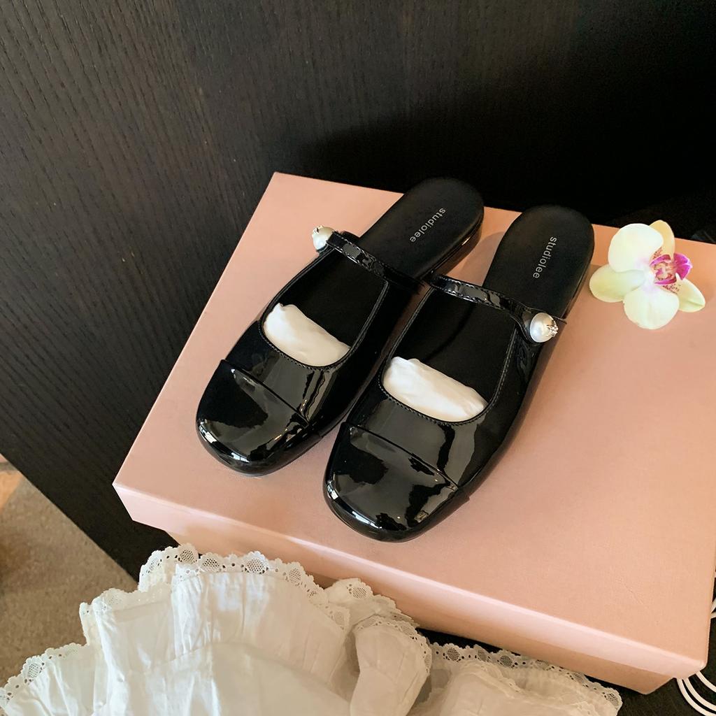 Sheepskin~ Xiaoxiangfeng color matching pearl bag head half slippers women's outer wear round head word with light mouth Mary Jane half drag