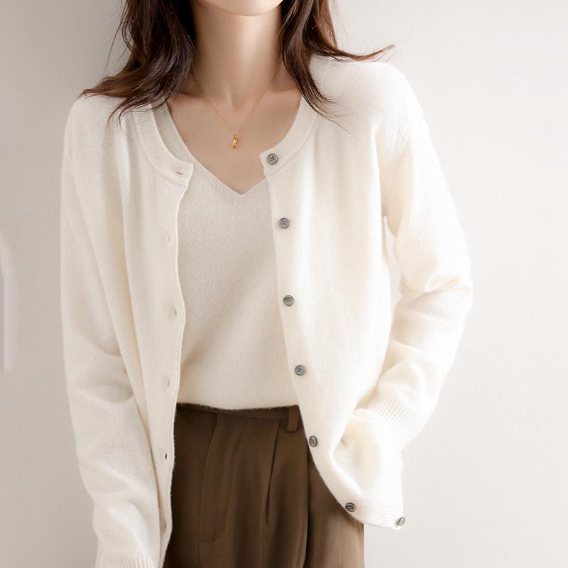 

Women s Casual Loose Grey Knit Cardigan Sweater - Crew Neck, Short, Autumn/Spring S 80-90 cm