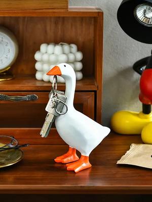 Cute Duck Statue Key Hanger Kawaii Magnetic Silly Goose Figurine Resin Goose Duck Statue Sculpture Funny Office Desk Decor