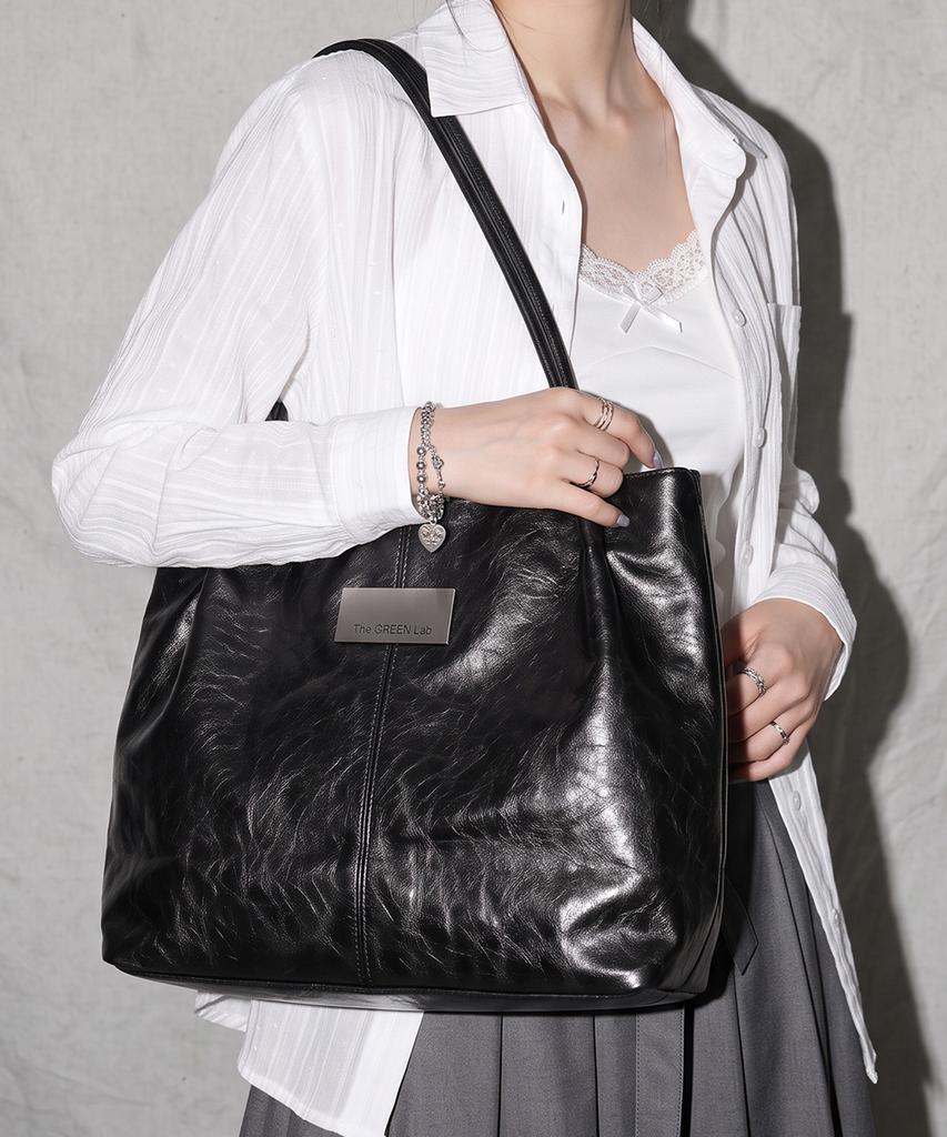 The Green Lab Soft Crack Square Shoulder Bag [Olive]
