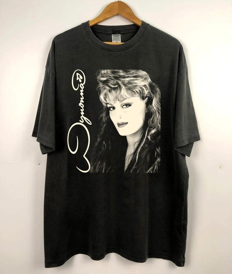 Judd shirt 90s world tour tshirt Wynona fans shirt Vintage 90s Wynonna Unisex Unisex T-Shirt XL