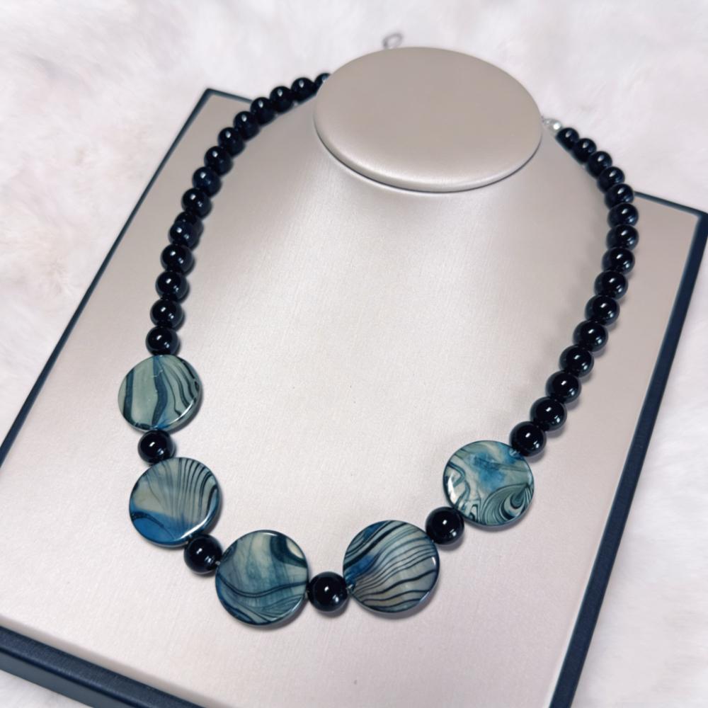 Lady s Classic Fashionable Individualistic Retro Obsidian Shell Beaded Stainless Steel Necklace-Trendy High-End Sweater Chain 16inches&CLASSIC
