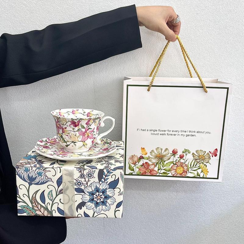 

OLOEY Vintage French Ceramic Cup Set