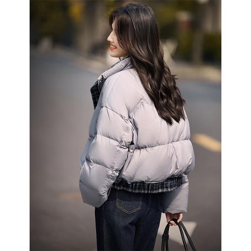 Xinfeiyu Women's Plaid Splicing Short Down Jacket (90% White Duck Down)