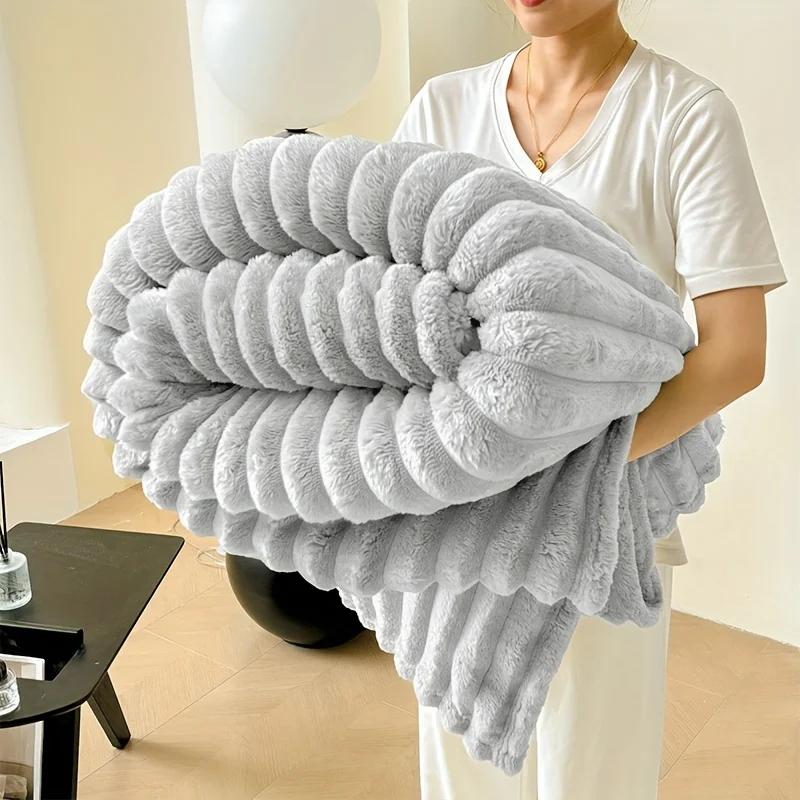 Ultra Soft Ribbed Coral Fleece Blanket - Solid Color All-Season Sofa Throw Machine Washable Comfortable Blanket for Bedroom