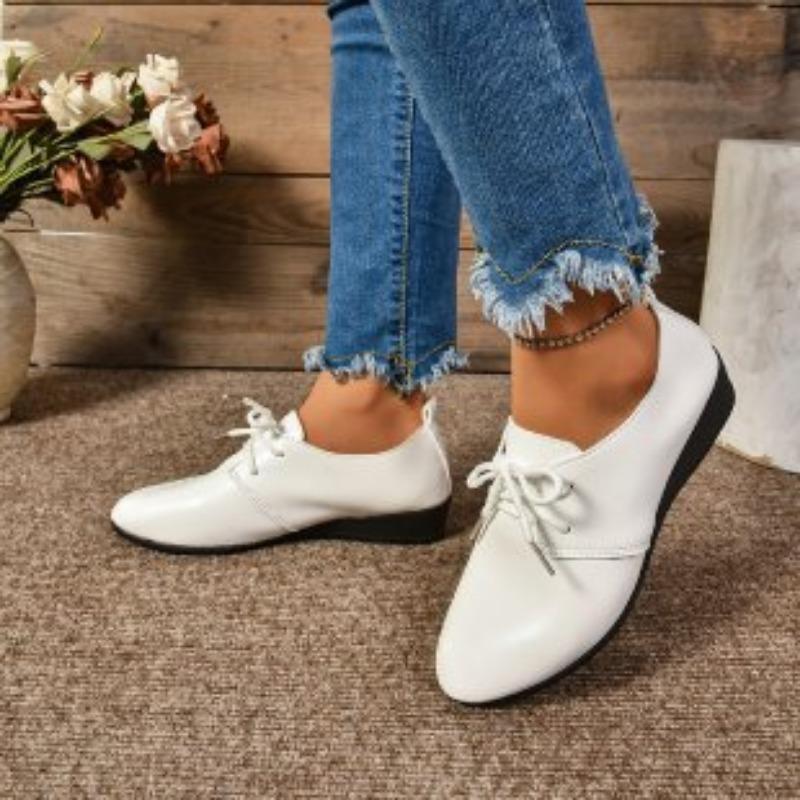 Large size single shoes women's spring and summer new casual single shoes pointed lace-up student versatile casual single shoes batch