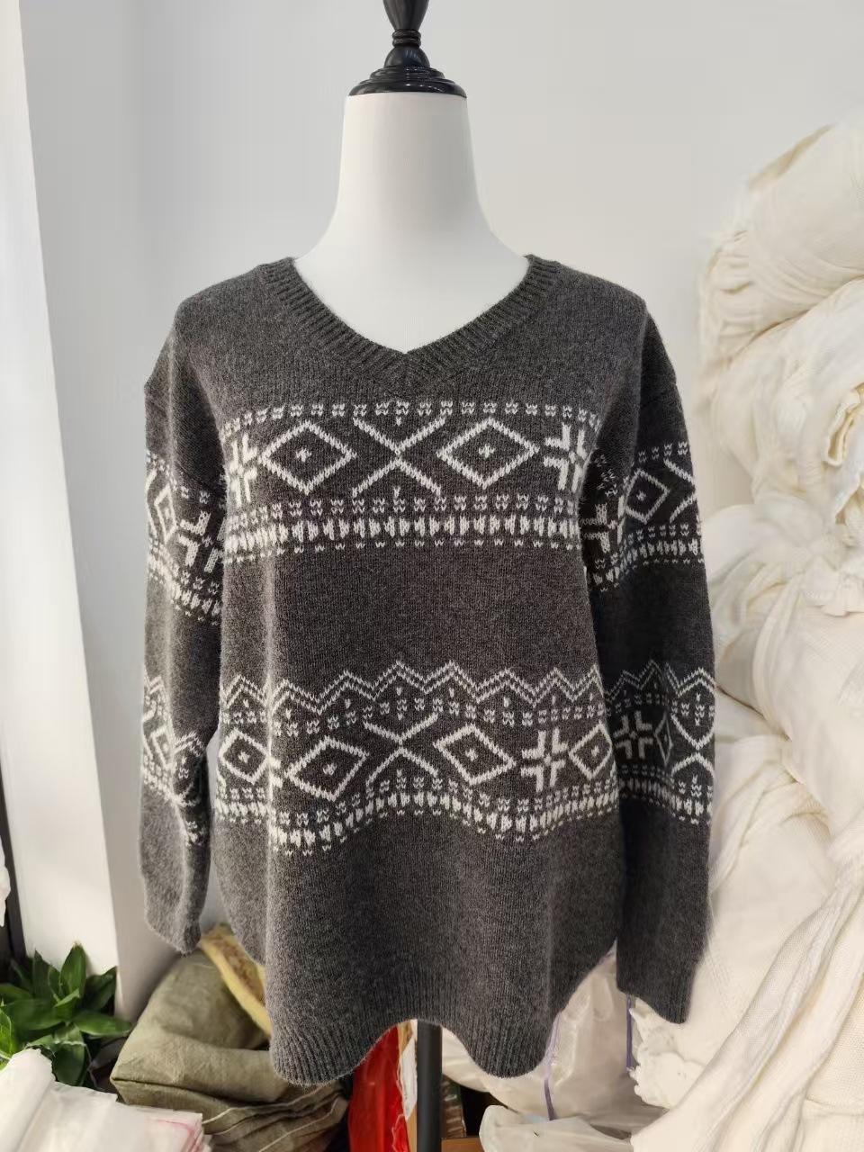 

Винтажный жаккардовый пуловер с V-образным вырезом, женская одежда, осень и зима, новый свободный и универсальный вязаный свитер-топ для женщин One size
