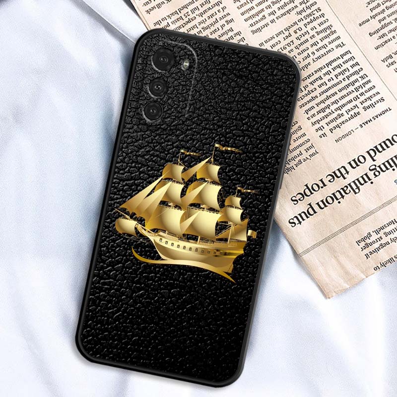 Vintage Compass Illustration Phone Case For Motorola G85 Edge 50 G24 G35 G14 G04 40 G72 G34 G G54 G13 G32 5G Black