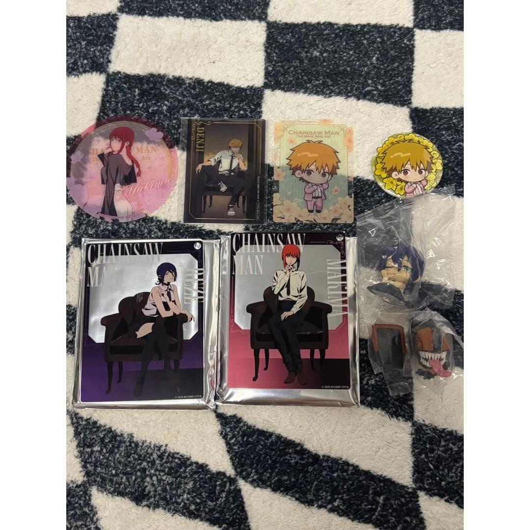Used Chainsaw Man Character Goods 8 Piece Set