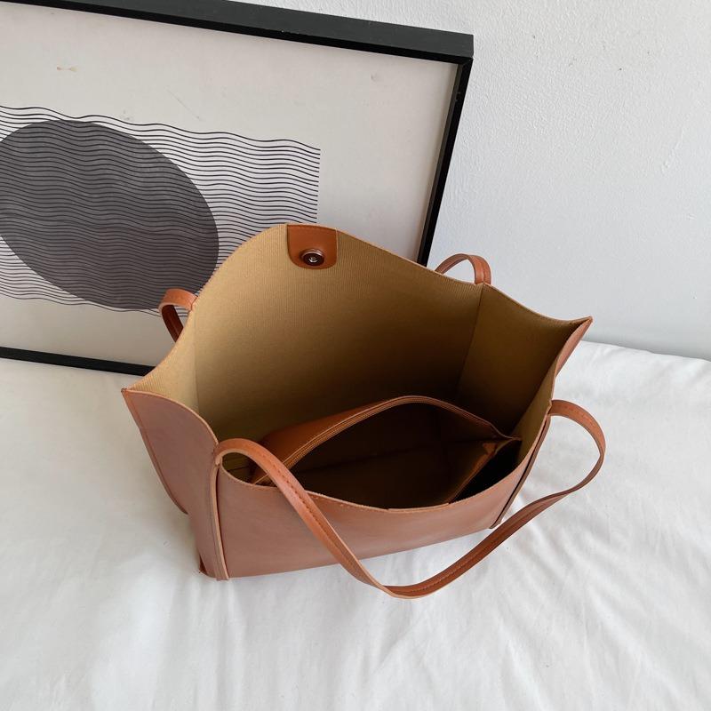 Retro Large-capacity Bag Women's New Trendy Fashion Retro Tote Bag Versatile Niche Single Shoulder Child and Mother Bag