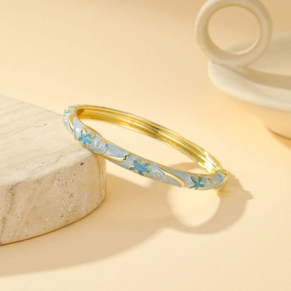 Fresh and Sweet Oil Drop Bracelet Five-Petal Flower Enamel Dropped Glaze Bangle  Minimalist Jewelry