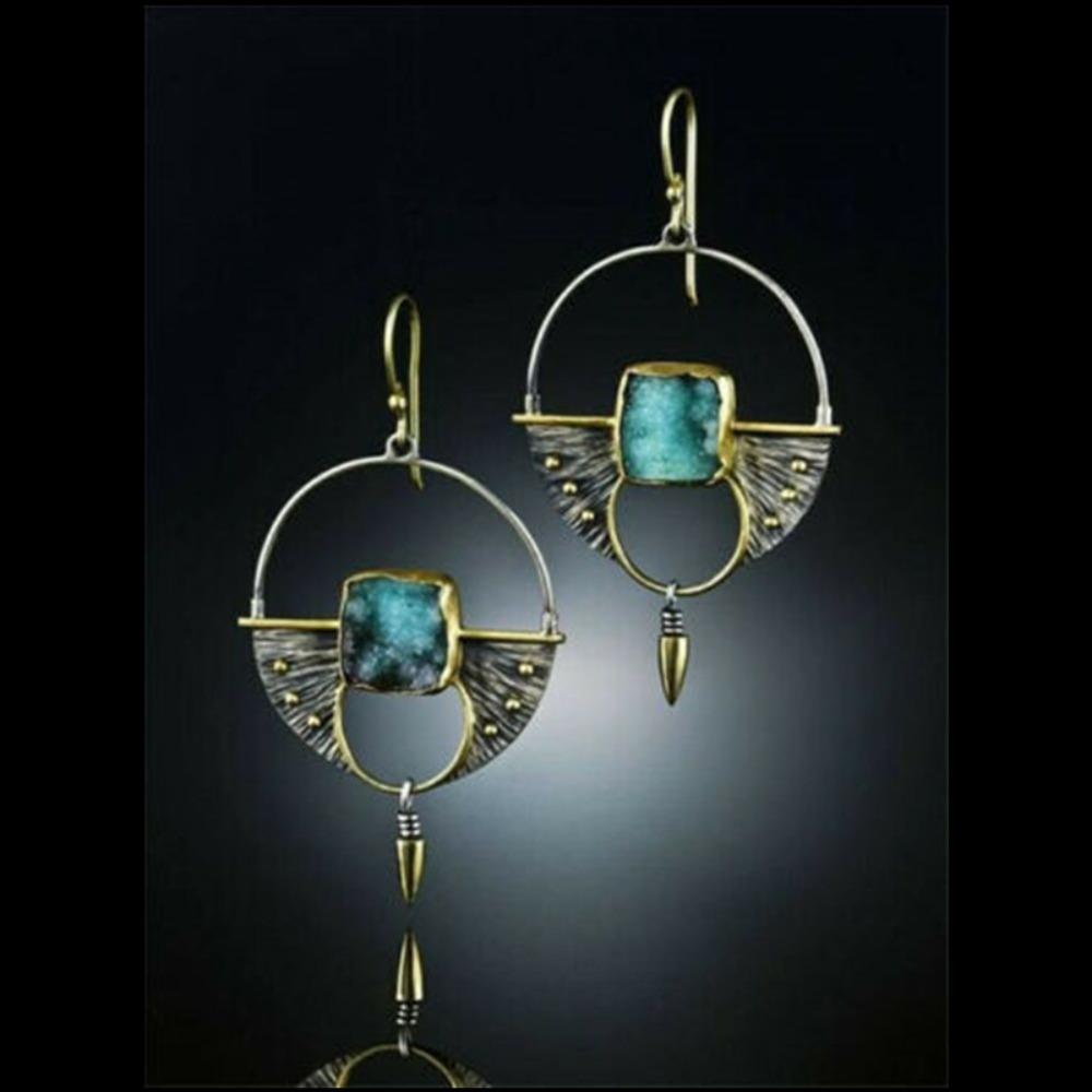 Retro Love Shape Strange Earrings European Beautiful Woman Earrings