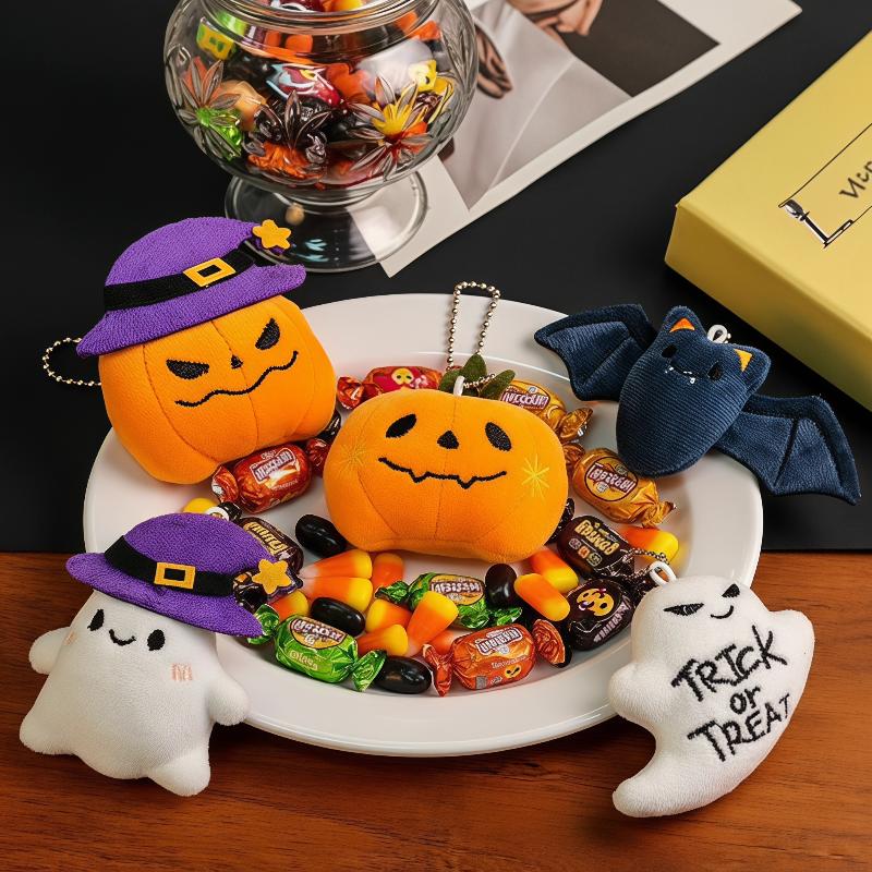 Halloween Plush Keychain For Women Pumpkin Ghost Bat Witch Hat Trick Or Treat Cartoon Bag Charm Party Gifts Keychain Accessories
