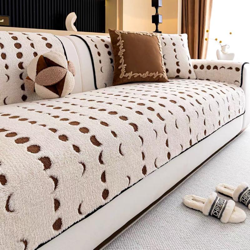 Cream Style Plush Sofa Cover Fabric with High-end Feel Fixed Anti Slip Sofa Anti Cat Scratch Seat Cushion Autumn and Winter
