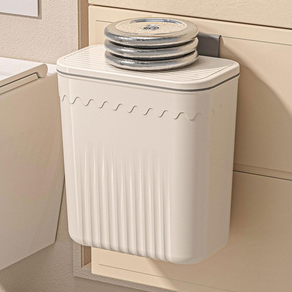 Compact Kitchen Compost Bin for Efficient Waste Management
