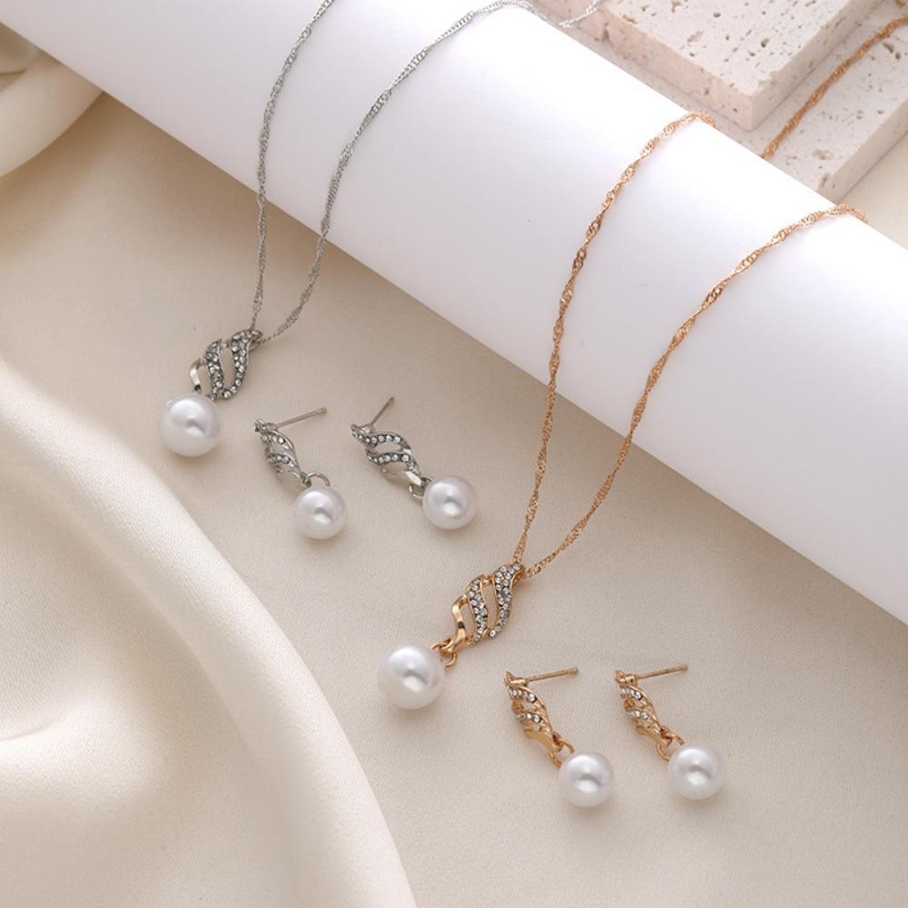 Jewelry Set For Women Lightweight Pearl Necklace Earrings Set Zircon Flower Jewelry Elegant Rhinestone Pearl Jewelry Set